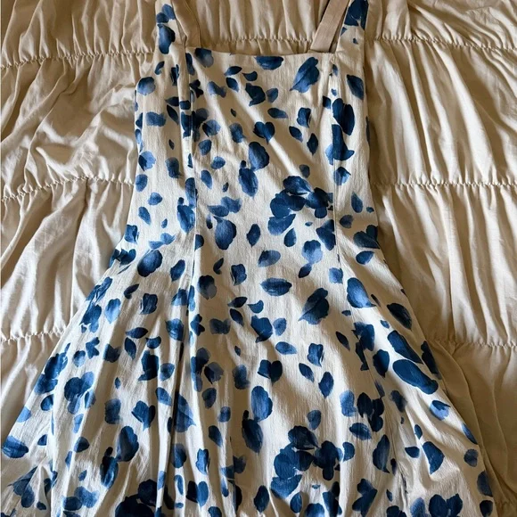 Abercrombie & Fitch Blue and Cream Floral Mini Dress - Picture 5 of 5